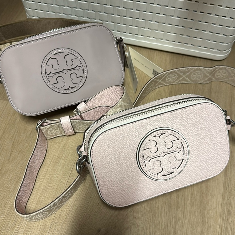 Tori Burch. mini crossbody bag. Pale pink.